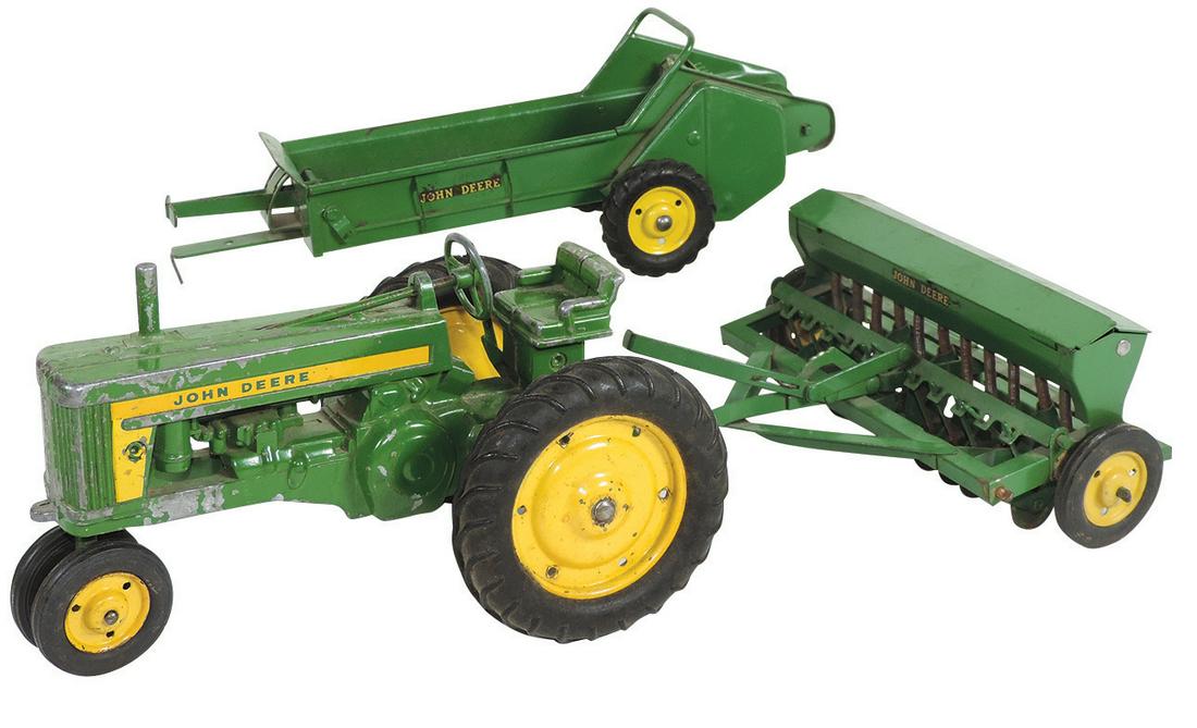 Farm Toys, John Deere 620 tractor, spreader & grain: Farm Toys, John Deere 620 tractor, spreader & grain drill, 1:16 Scale, Ertl tractor has 3-pt hitch, no light on seat, Eska spreader w/long levers & square letter decal & Eska grain drill w/old style d