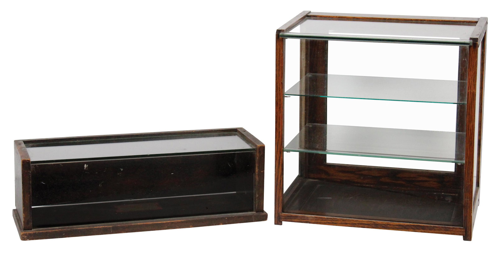 Counter Top Display Cases (2), early 20th Century, Seal: Counter Top Display Cases (2), early 20th Century, Seal Packer Chief for handkerchiefs & an unnamed case w/glass shelves, both w/oak frames, both in VG to Exc cond, larger one 15"H x 15"W x 11"D.