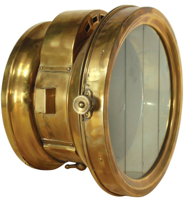 Automobile brass headlamp, Gray & Davis-Amesbury,: Automobile brass headlamp, Gray & Davis-Amesbury, MA, Model 98, brass w/glass lens, Exc cond, 12"Dia x 9"D.