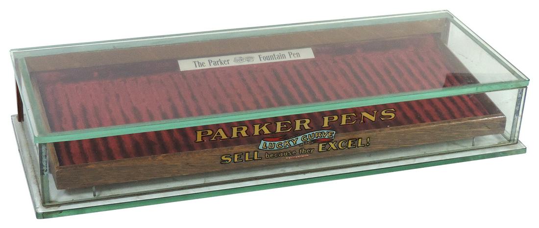 Fountain Pen Display Case, Parker "Lucky Curve" (1 of 4)