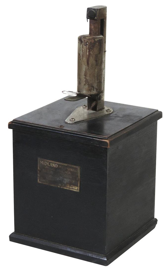 Tobacciana Cigar Lighter, Midland "Jump Spark", Model (1 of 1)