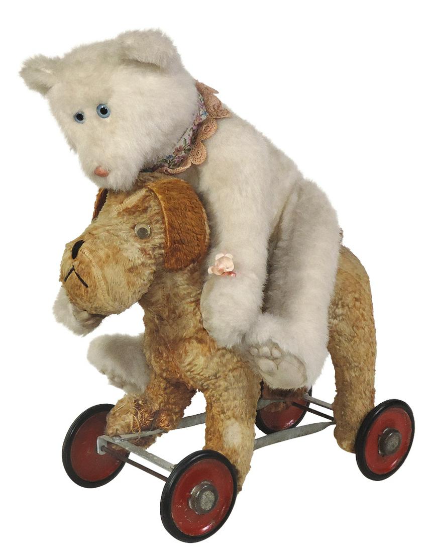 Toys (2), Vintage Plush Dog pull toy (1 of 2)