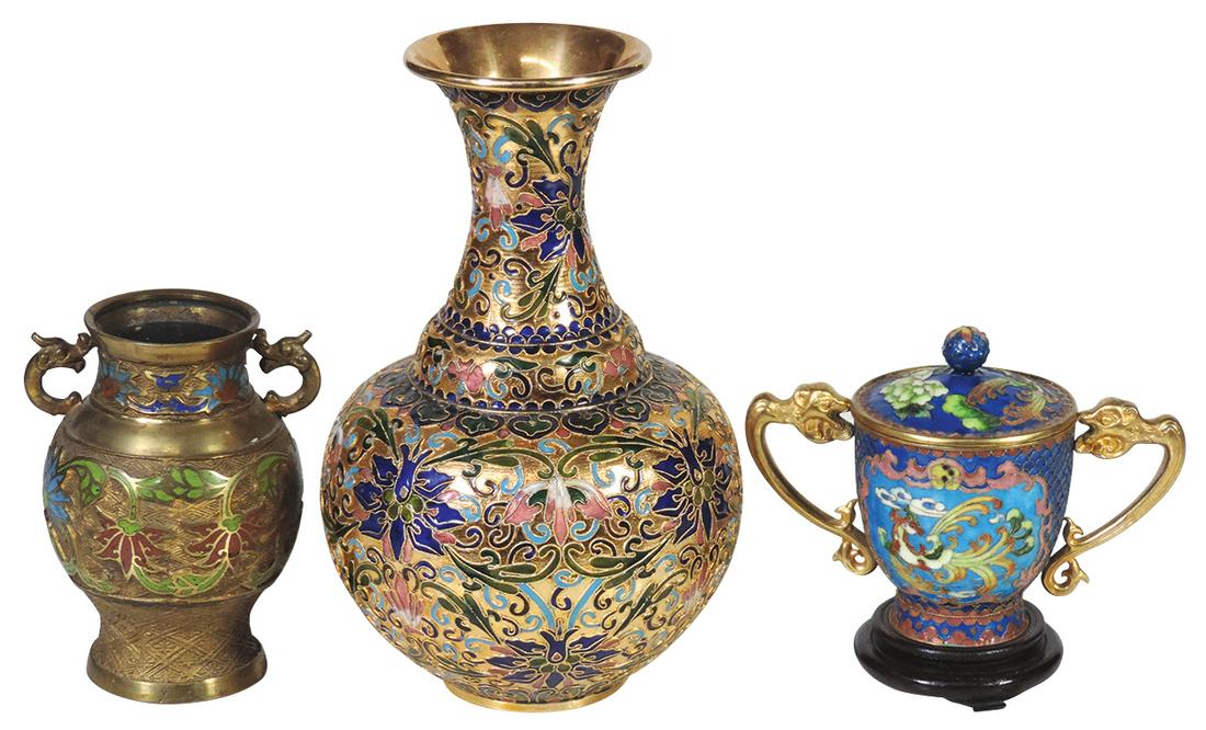 Chinese CloisonnÃ© (3), large gilt ground vase, covered (1 of 1)
