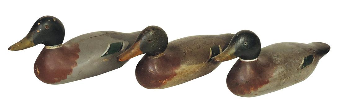 Decoys (3), carved & painted Mallard Drakes standard grade w/glass eyes by Mason, VG cond w/loose: Decoys (3), carved & painted Mallard Drakes standard grade w/glass eyes by Mason, VG cond w/loose heads, 16.5"L.