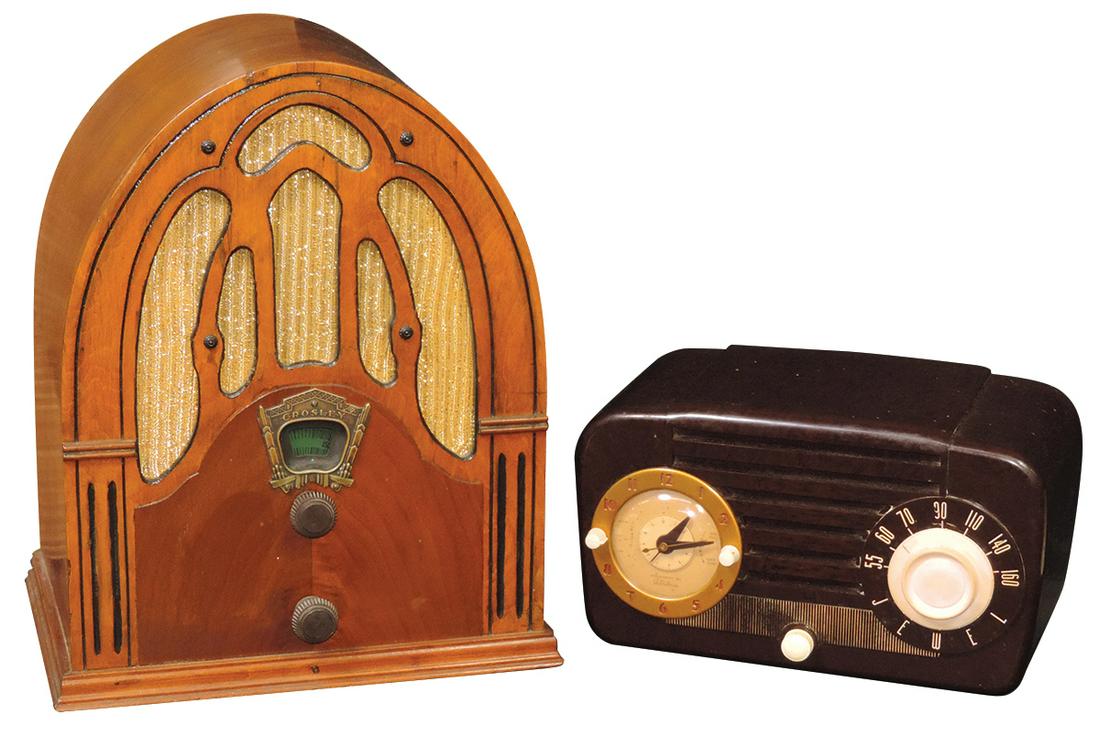 Radios (2), Crosley Tombstone, wood cased & Jewel brown Bakelite, 1st refinished w/hum, 2nd VG: Radios (2), Crosley Tombstone, wood cased & Jewel brown Bakelite, 1st refinished w/hum, 2nd VG working cond, largest 14"H x 12"W.