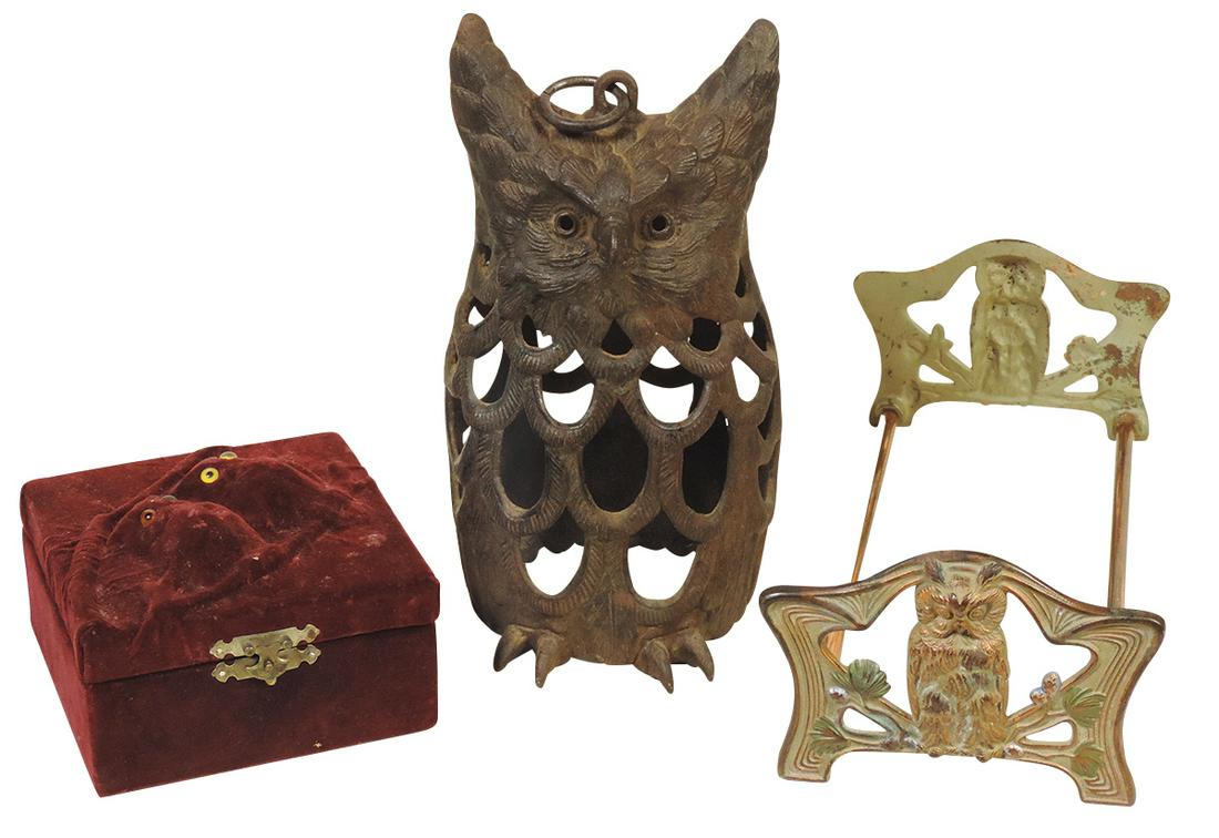 Decorative Arts w/Owls (3), 19th C. cast iron Owl candle cover (base absent), Victorian dresser box: Decorative Arts w/Owls (3), 19th C. cast iron Owl candle cover (base absent), Victorian dresser box w/owls in deep relief & expanding Art Nouveau bookstand, VG or VG+ cond, largest 13"L.