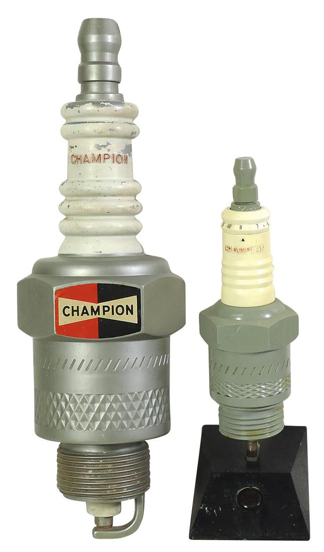 Display & Radio (2), Champion Spark Plug hard plastic transistor radio & blow-molded display plug, (1 of 1)