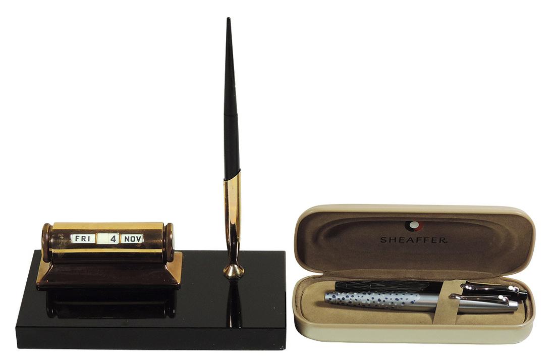 Fountain Pen, Rollerball & Desk Set, Sheaffer Intrigue 614 w/shiny black cap, stenciled barrel & 14K: Fountain Pen, Rollerball & Desk Set, Sheaffer Intrigue 614 w/shiny black cap, stenciled barrel & 14K Nib & Sheaffer Rollerball 619 Seal, both NOS White Dots in Sheaffer gift case & Sheaffer black glas