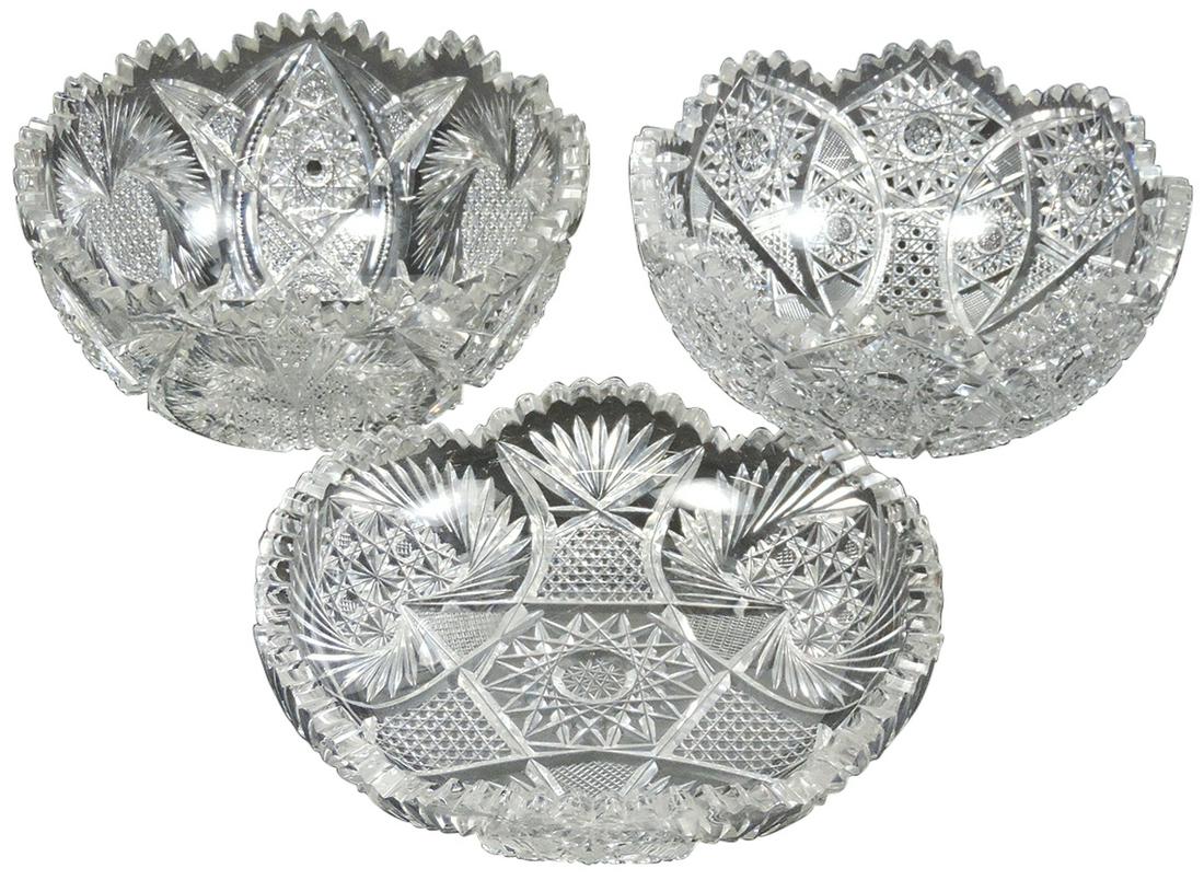 Cut Glass Bowls (3), American Brilliant, Strawberry, Pineapple & Horseshoes plus hobstar in basket,: Cut Glass Bowls (3), American Brilliant, Strawberry, Pineapple & Horseshoes plus hobstar in basket, VG to Exc cond w/some minor nicks, largest 9"Dia.
