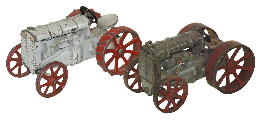 Toy Tractors (2), Fordson cast iron Arcade (driver absent) & early die-cast Ertl, Good to Good+: Toy Tractors (2), Fordson cast iron Arcade (driver absent) & early die-cast Ertl, Good to Good+ cond, larger 6.25"L.