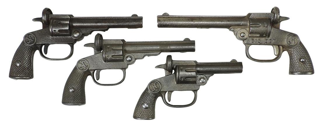 Toy Cap Guns (4), cast iron Big Boy, Wild West, Bunker Hill plus unnamed, all by Kilgore, VG: Toy Cap Guns (4), cast iron Big Boy, Wild West, Bunker Hill plus unnamed, all by Kilgore, VG working cond, largest 7.25"L.