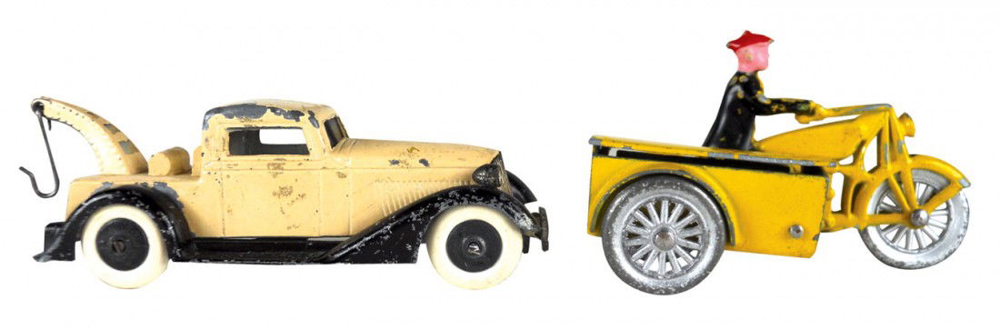 Toys, Tootsietoy trucks & motorcycle (4), Mack Dairy Se: Toys, Tootsietoy trucks & motorcycle (4), Mack Dairy Semi-trailer #805, Graham Wrecker #806, Rare Motorcycle w/Delivery Sidecar #807 & Graham Tootsietoy Dairy #808, later 1920's to early 1930's, all i