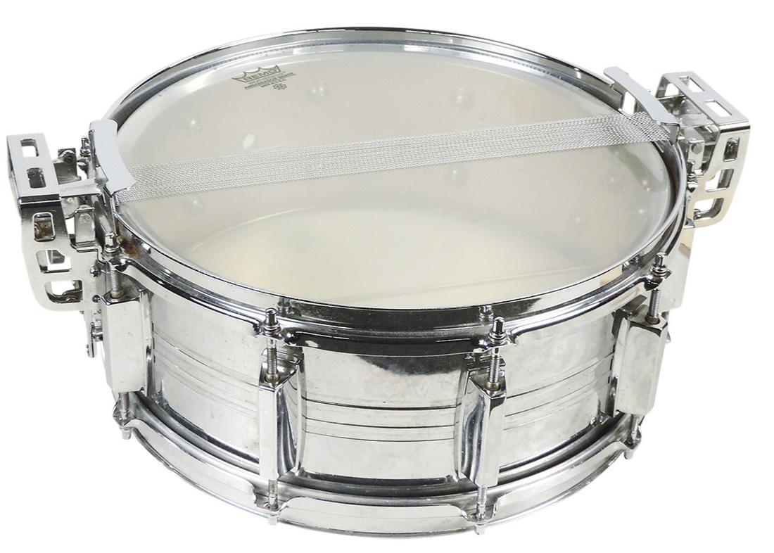 Musical Instrument, snare drum, mfgd by Yamaha, chrome plated metal, Exc cond w/soft case (not shown: Musical Instrument, snare drum, mfgd by Yamaha, chrome plated metal, Exc cond w/soft case (not shown), 15"Dia.