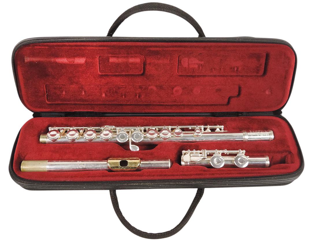 Musical Instrument, C flute, mfgd by Gemeinhardt, Mod. 22 SP, Ser. #J10590, silver-plated brass,: Musical Instrument, C flute, mfgd by Gemeinhardt, Mod. 22 SP, Ser. #J10590, silver-plated brass, 26.5"L, Exc untested cond in fitted case 18"L.