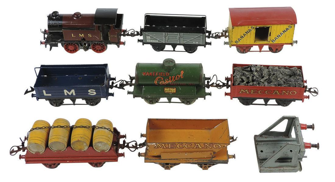 Toy Work Train, mfgd by Hornby, 2270 loco, 2 gondolas, coal & cask cars, Castrol tanker, Bananas & (1 of 1)