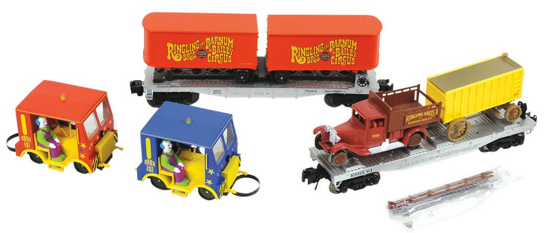 Toy Circus Train Cars (4), Ringling Bros. and Barnum & Bailey, mfgd by K-Line, #21691 flat car w/2 (1 of 2)