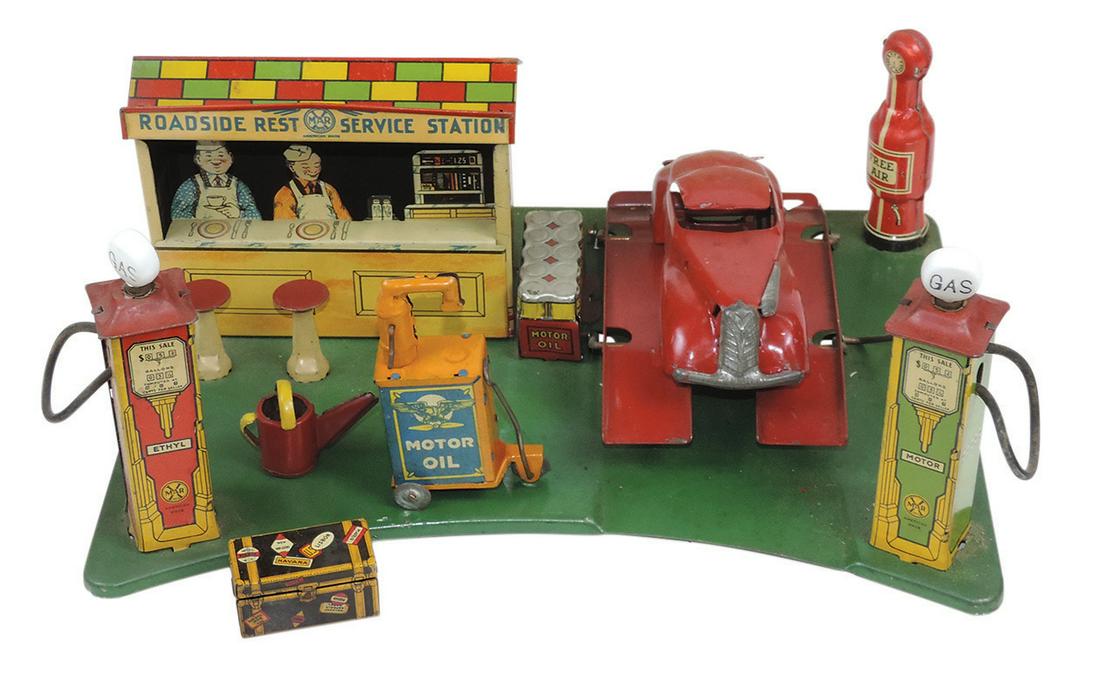 Toy Filling Station, mfgd by Marx, B-O lighted gas pumps w/cafe, car, lubester & accessories, (1 of 4)