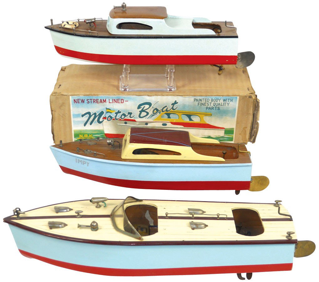 Toy boats (3), Japanese speed boats, all wood, ba: Toy boats (3), Japanese speed boats, all wood, battery powered, one w/box mfgd by NBK, all Exc cond, 11" to 15"L.