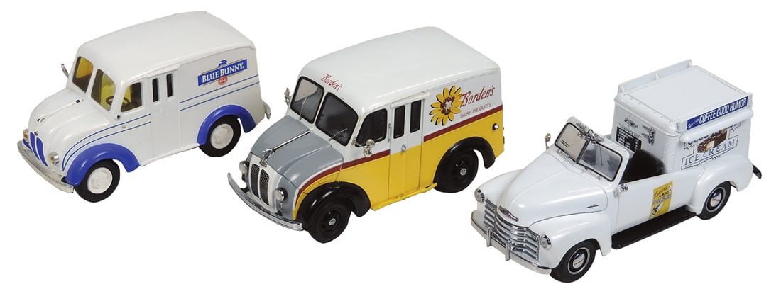 Toy Scale Model Trucks & Bank (3), diecast 1950 Borden's Dairy, 1953 Good Humor by Danbury Mint &: Toy Scale Model Trucks & Bank (3), diecast 1950 Borden's Dairy, 1953 Good Humor by Danbury Mint & Ertl Blue Bunny Bank, Exc cond, largest 8.25"L.