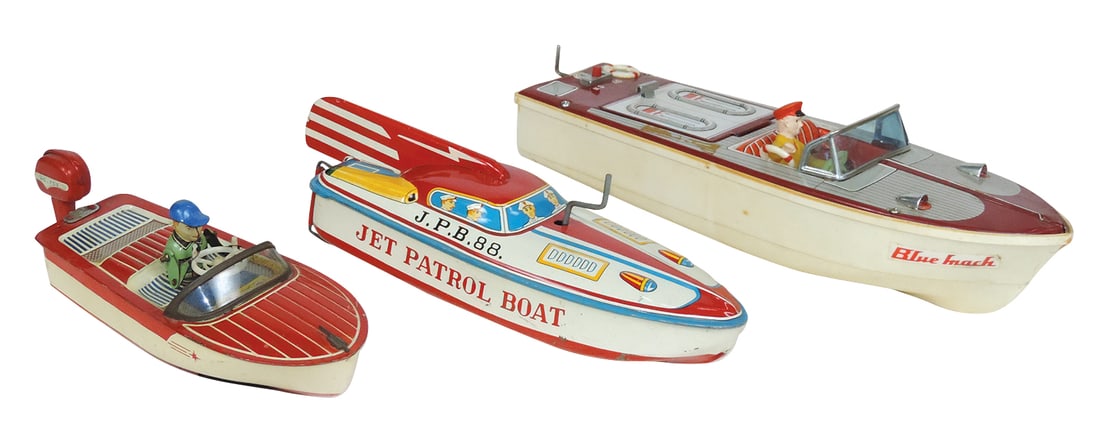 Toy Boats (3), litho on tin, 2 windup & B-O Modern Toys, VG to Exc cond, largest 12"L.: Toy Boats (3), litho on tin, 2 windup & B-O Modern Toys, VG to Exc cond, largest 12"L.