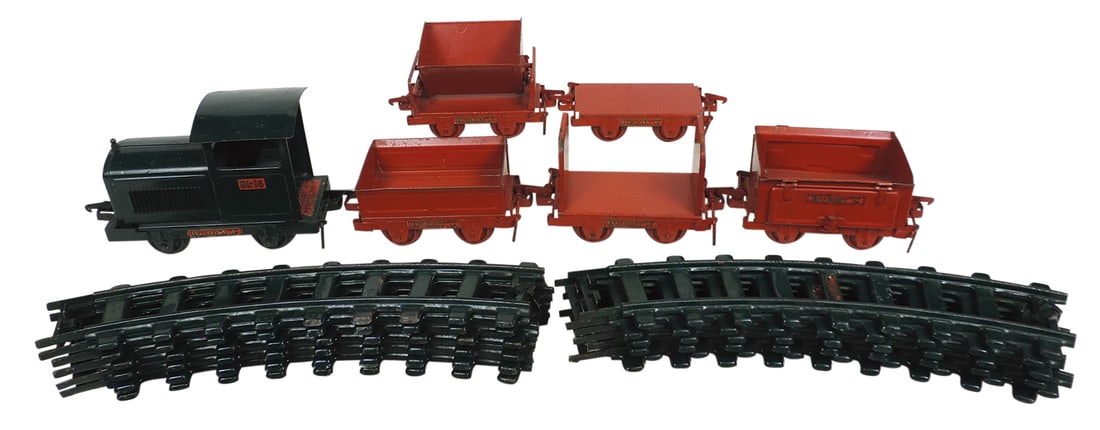 Toy Train, Buddy L Work Train, 18 pieces w/locomotive, dump cars, flat bed cars & track, pressed: Toy Train, Buddy L Work Train, 18 pieces w/locomotive, dump cars, flat bed cars & track, pressed steel, VG orig cond, largest 10"L.