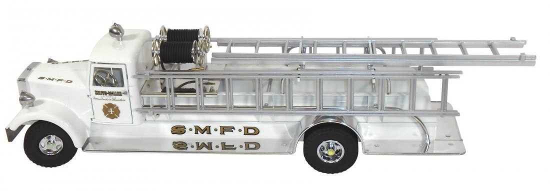 Toy Fire Engine, Smith-Miller pumper, MIB, 22"L.: Toy Fire Engine, Smith-Miller pumper, MIB, 22"L.