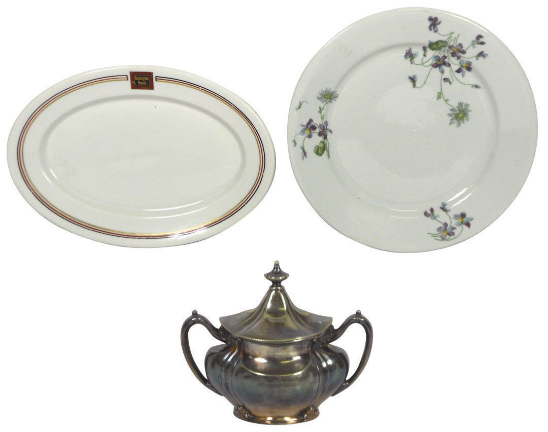 Railroad china, CB&Q "Aristocrat Service" silver-: Railroad china, CB&Q "Aristocrat Service" silver-plated sugar bowl, "Aristocrat" Burlington Route oval platter & CB&Q RR "Violets & Daises" dinner plate, all Exc cond.