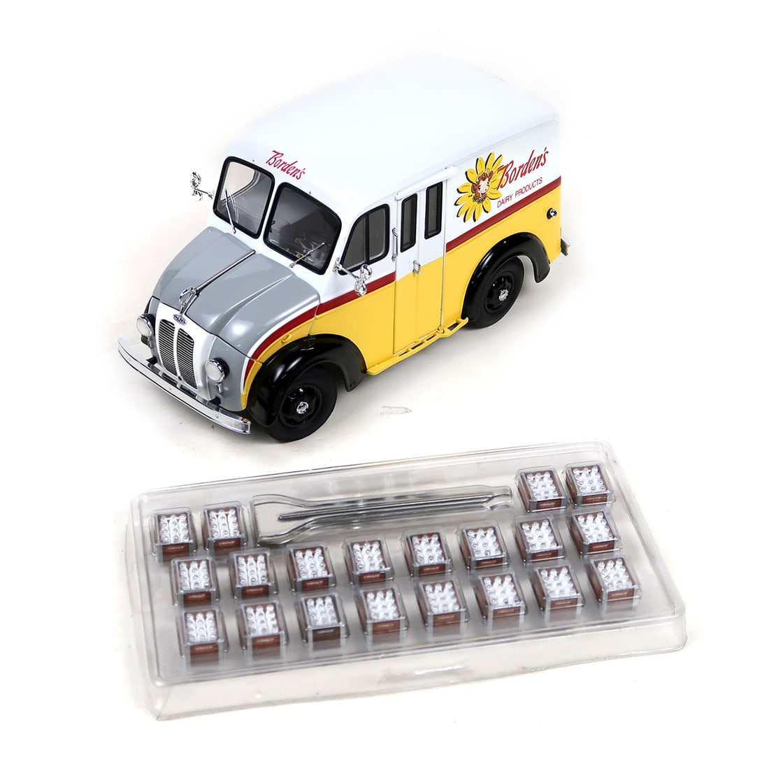 1950 Borden's Milk Truck, die-cast, New In Box, 13" L.: 1950 Borden's Milk Truck, die-cast, New In Box, 13" L.