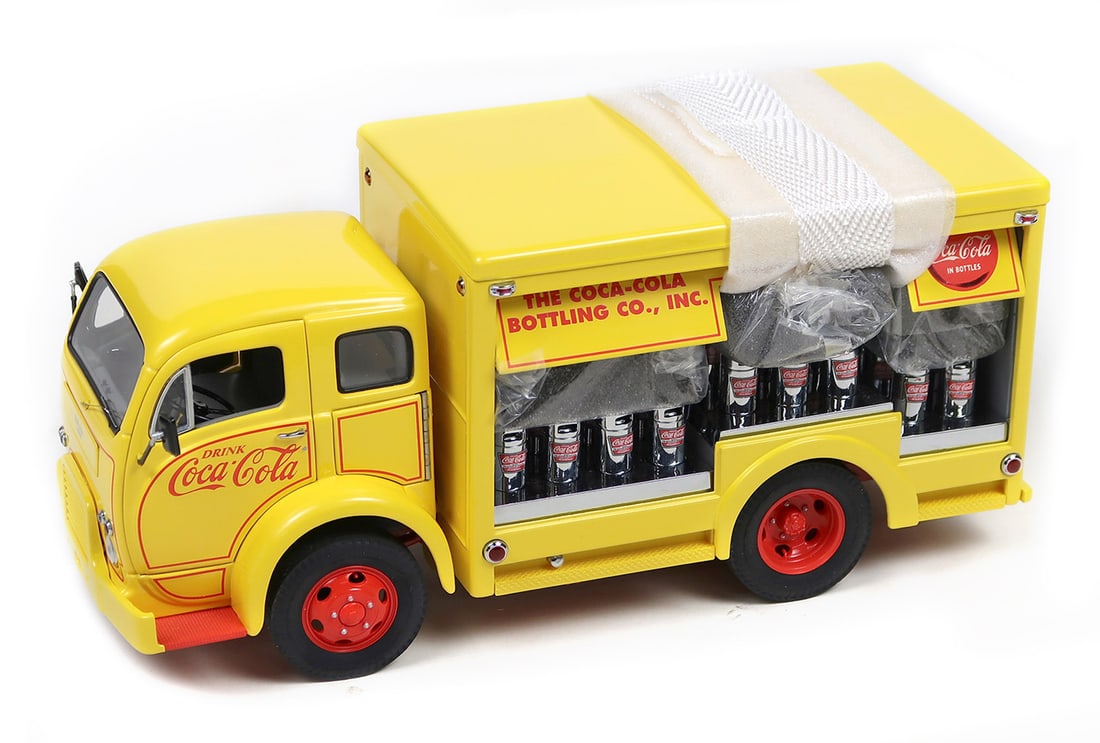 Coca-Cola, Scale 1955 Delivery Truck, die-cast, New on box, 12.5" L. (1 of 3)