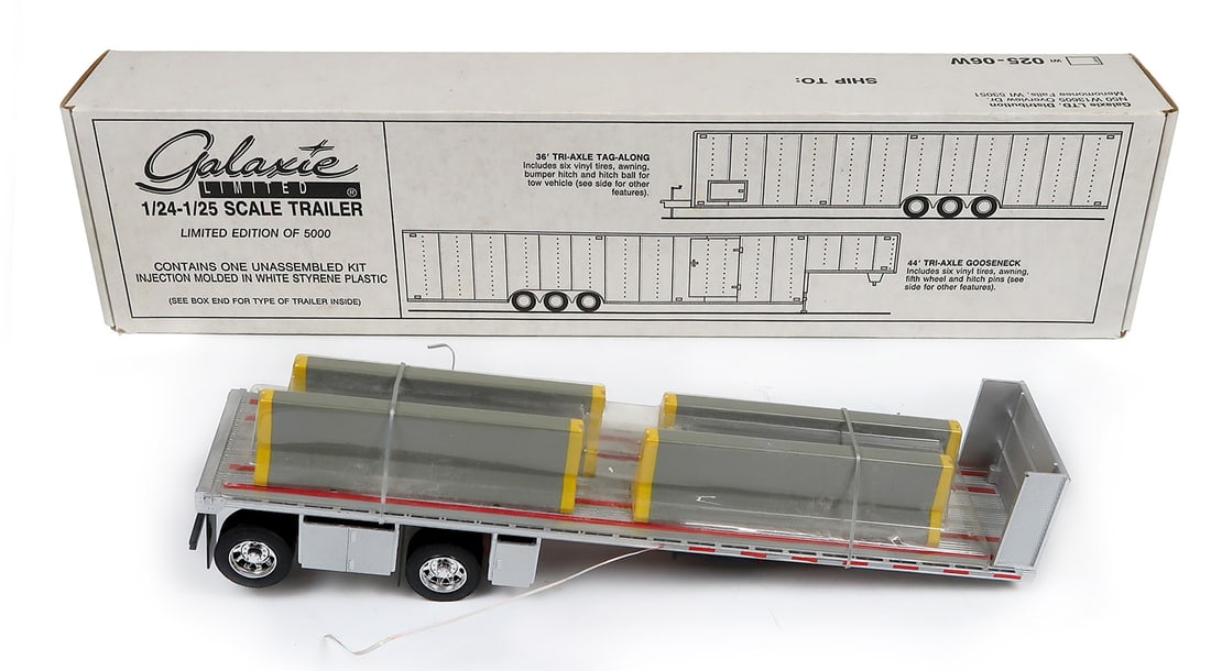 Galaxie Limited 1:24-1/25 Scale Trailer & New Ray 1:32 Scale Trailer, both (1 of 4)