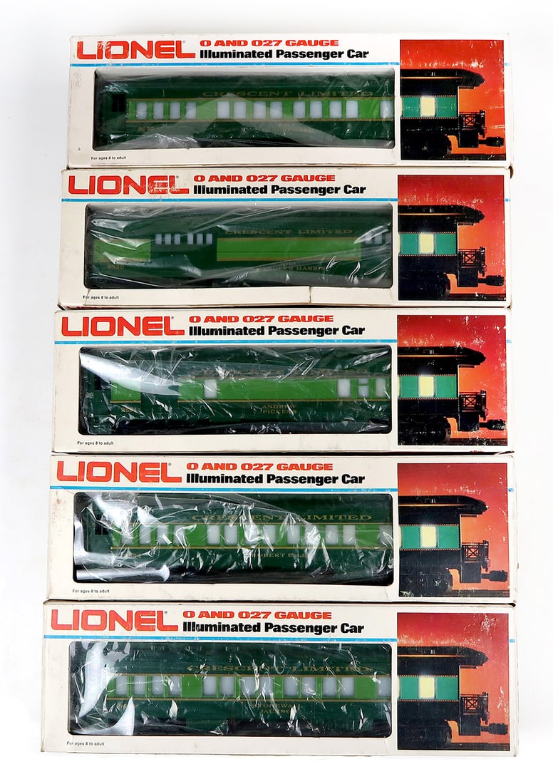 Toy Lionel Southern Passenger Cars (5), lighted incl observation car, MIB u: Toy Lionel Southern Passenger Cars (5), lighted incl observation car, MIB untested, 14"L.