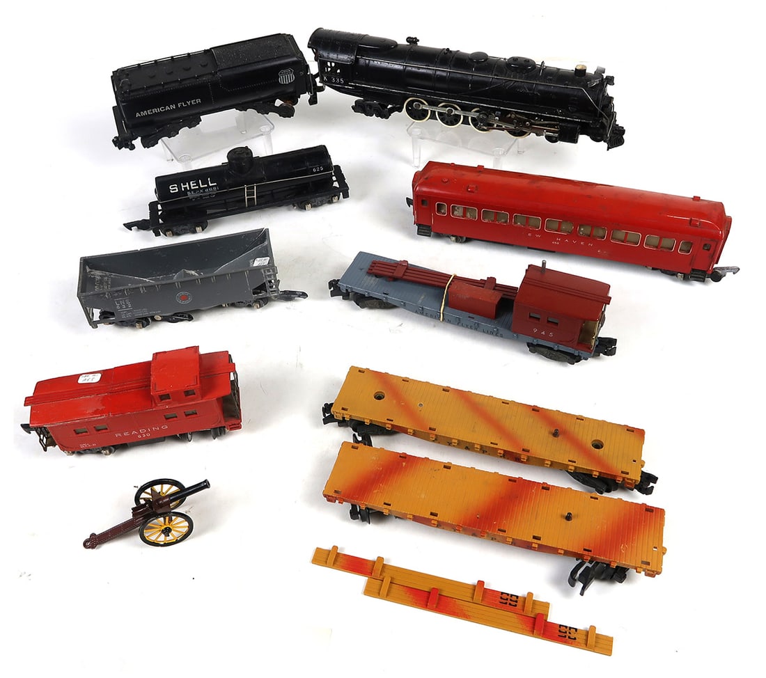 Toy American Flyer Train Cars (9), O ga, incl 335 loco & tender, New Haven (1 of 1)