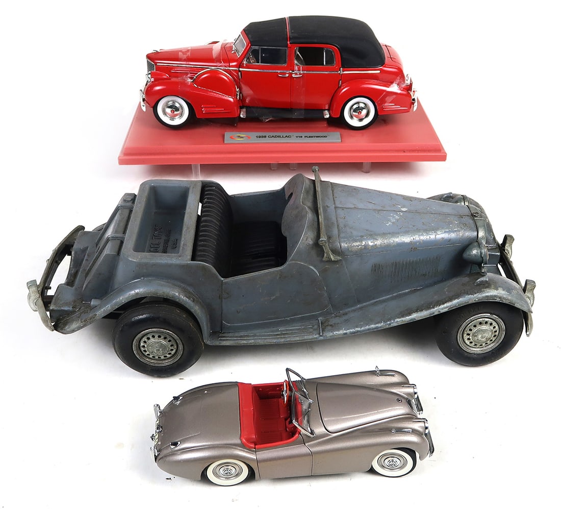 Toy & Model Cars (3), large Doepke Models Toys MG (losses) die-cast 1938 Ca: Toy & Model Cars (3), large Doepke Models Toys MG (losses) die-cast 1938 Cadillac by Signature & Franklin Mint Jaguar, Good+ to Exc cond, largest 15"L.