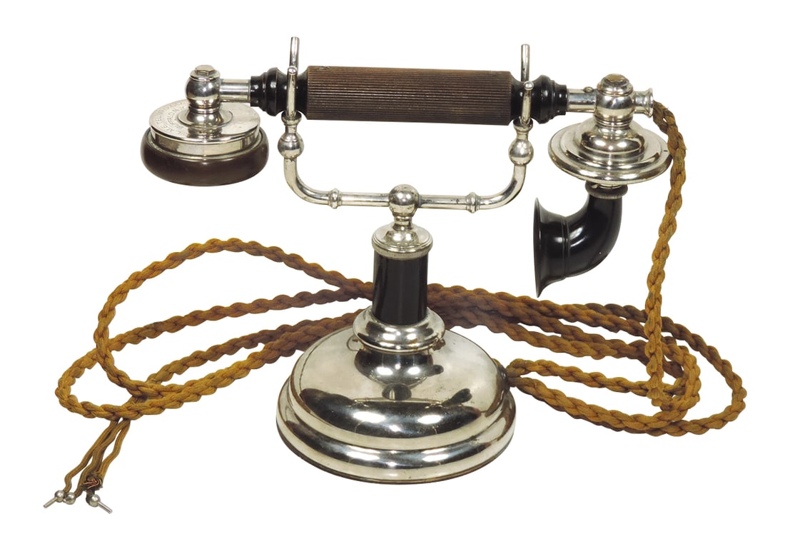 Telephone, L.M. Ericsson Co.-Buffalo, NY desk phone, c.1907-1923, pat appd for, Bakelite handle, (1 of 2)