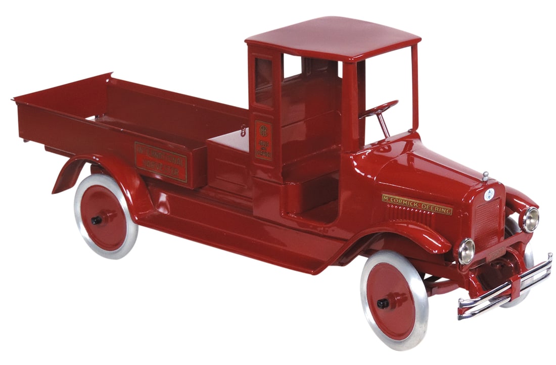Toy Buddy L Farm Truck, International Harvester/McCormick-Deering w/enclosed cab, pressed steel,: Toy Buddy L Farm Truck, International Harvester/McCormick-Deering w/enclosed cab, pressed steel, c.1925, prof restoration in Exc+ cond, 28"L.