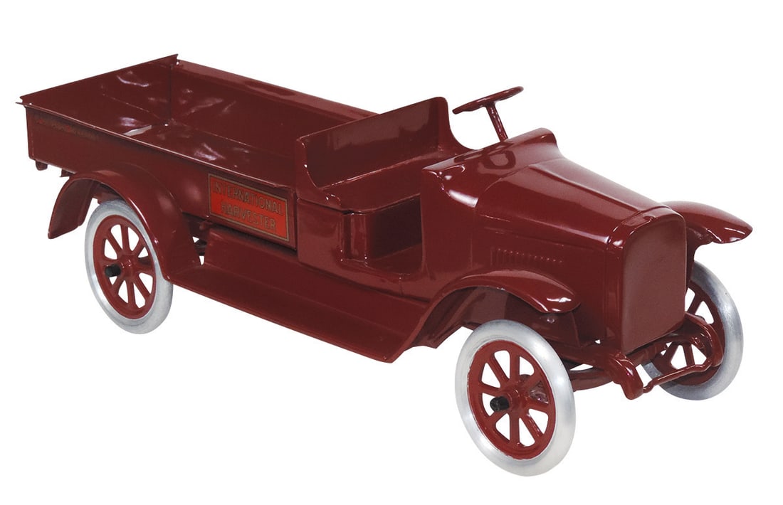Toy Buddy L Farm Truck, International Harvester/McCormick-Deering, pressed steel, c.1925, prof (1 of 2)