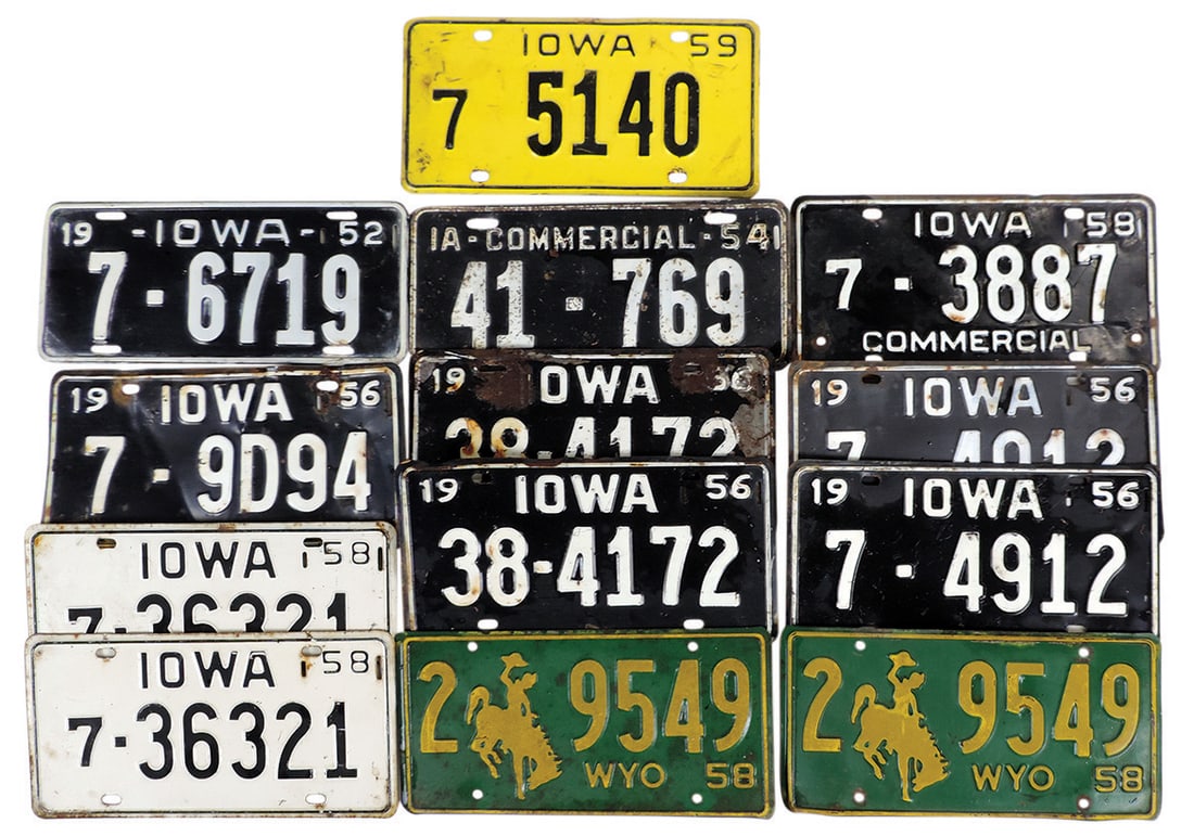License Plates (31), Iowa, 1950s, incl non-resident & commercial vehicle w/a few paired sets, (1 of 2)