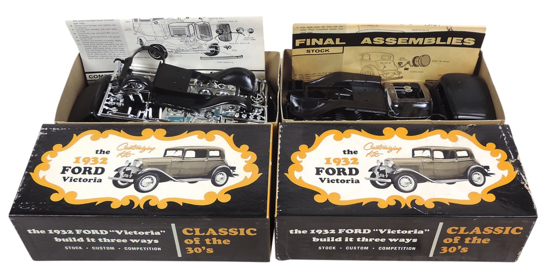 Scale Model Ford Kits (2), unbuilt '32 Victorias in orig boxes & Ford mailers, Mint cond (I box (1 of 2)