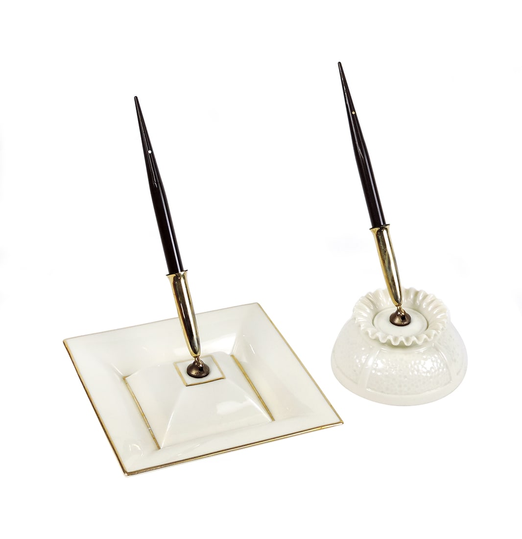 2 Sheaffer Snorkel Fountain Pens In Lenox Porcelain Stands, White Dot, 1 Sq (1 of 2)