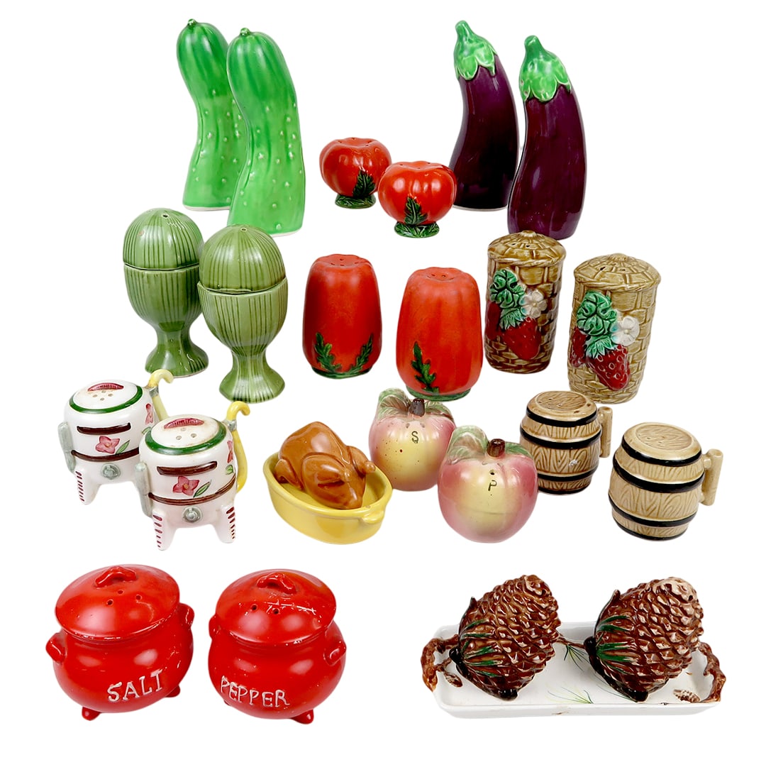 Salt & Pepper Shakers (12 Sets) Food/misc, Lego-japan Kettle, Shaffor-japan (1 of 2)