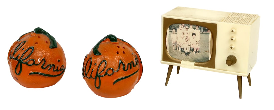 Salt & Pepper Shakers (2 Sets) Retro White Television, Victoria Ceramics-ja (1 of 2)