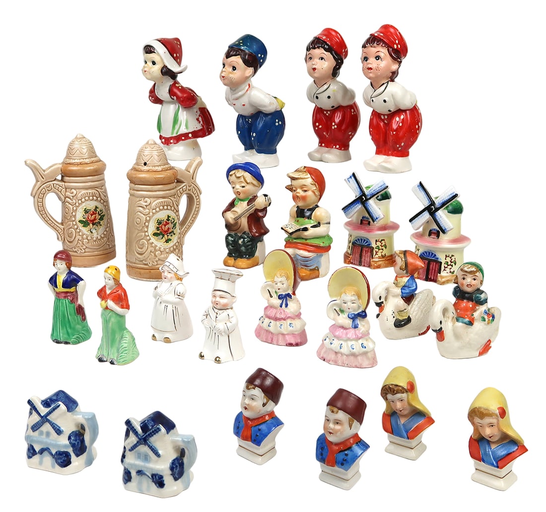 Salt & Pepper Shakers (12 Sets) Ucagco-japan Dutch Boy, One Mismatched, Unm (1 of 2)
