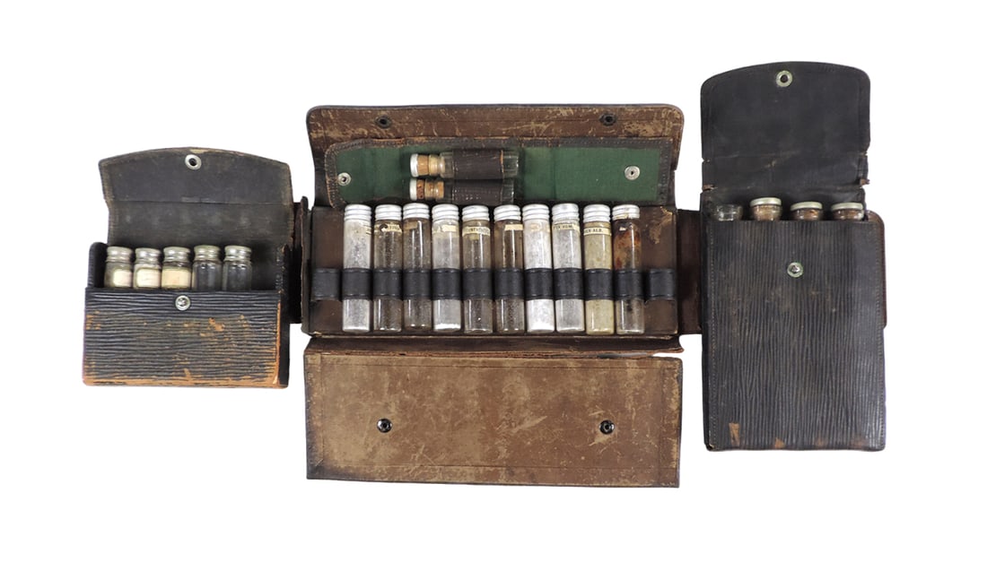 Medical Items (3), Traveling physician's apothecary leather medicine kits w (1 of 2)