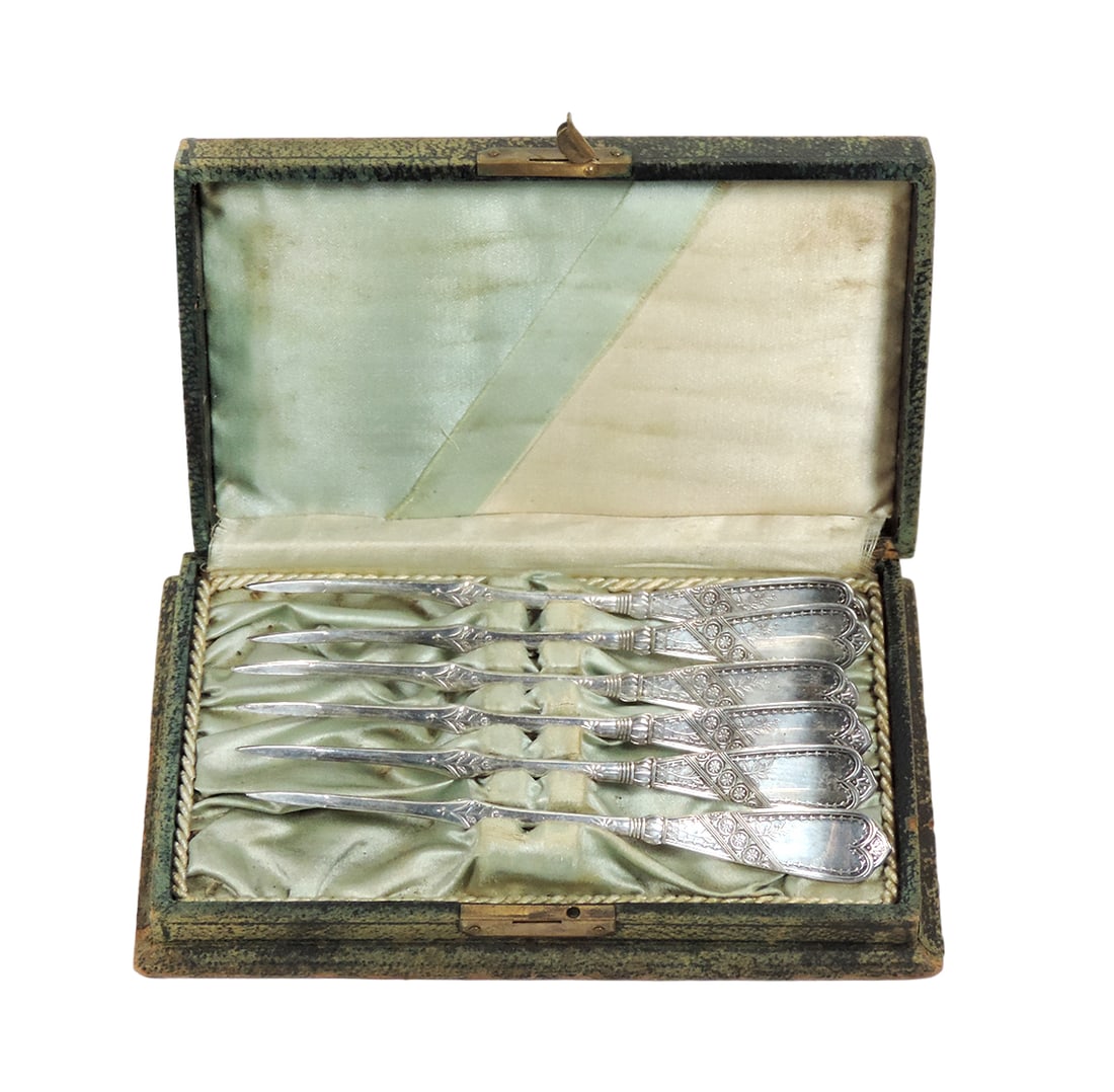 Victorian Nut Pick Set of 6, 1847 Rogers Bros. in orig fitted case, high gr (1 of 2)