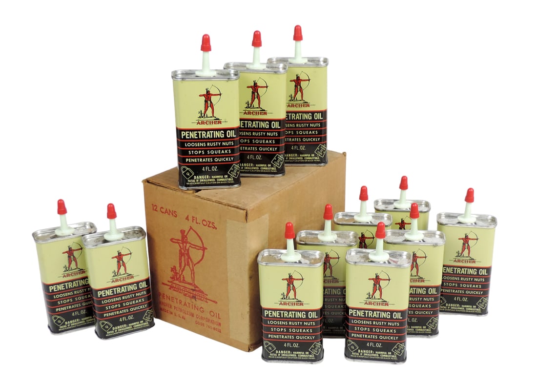 Petroliana, Archer penetrating oil box w/12 unopened cans, 4 oz, dist by Ar: Petroliana, Archer penetrating oil box w/12 unopened cans, 4 oz, dist by Archer Petroleum Corp Omaha Neb, cans Exc cond, box VG cond w/wear, 4.5"W x 7"L.