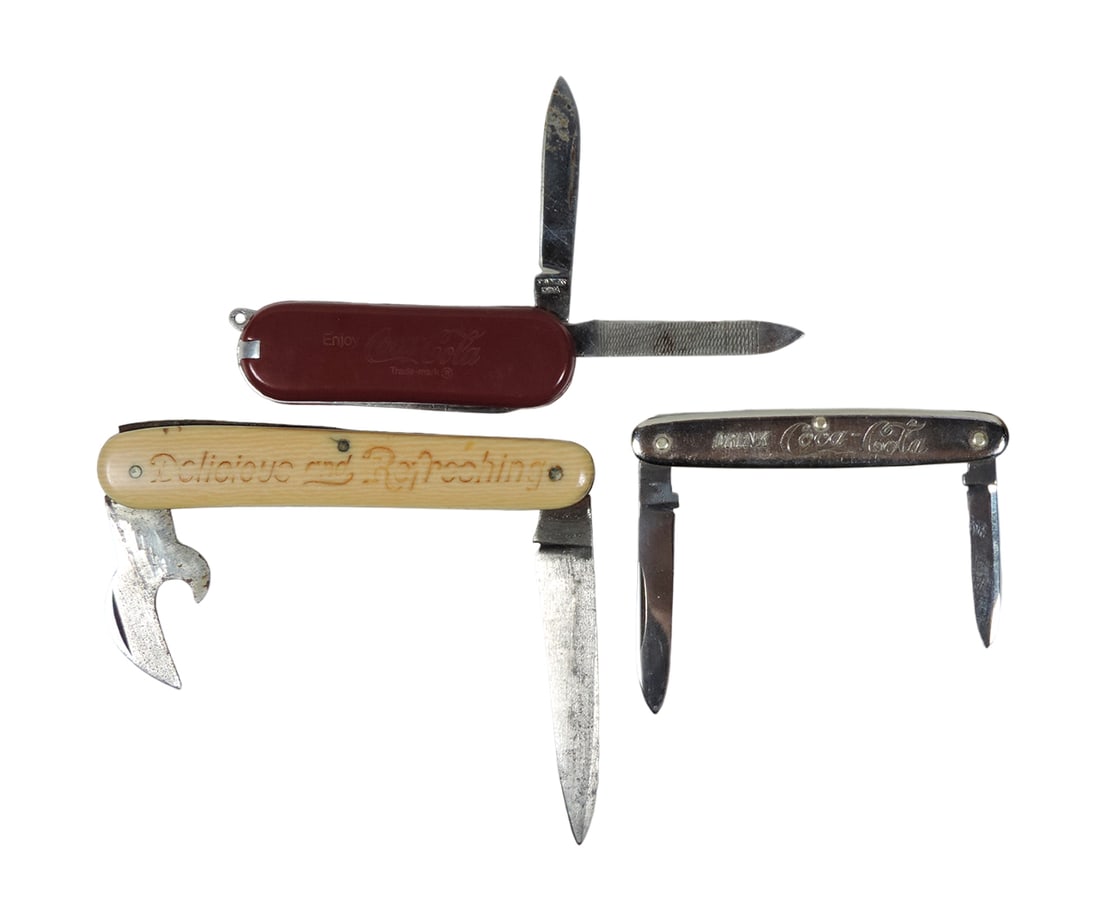 Coca-Cola Pocket Knives (3), Drink Coca-Cola in Bottles celluloid w/blade & (1 of 2)