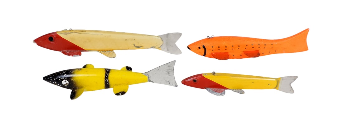 Folk Art fish decoys (4), ice fishing/spearing, wooden w/metal fins, VG con (1 of 1)