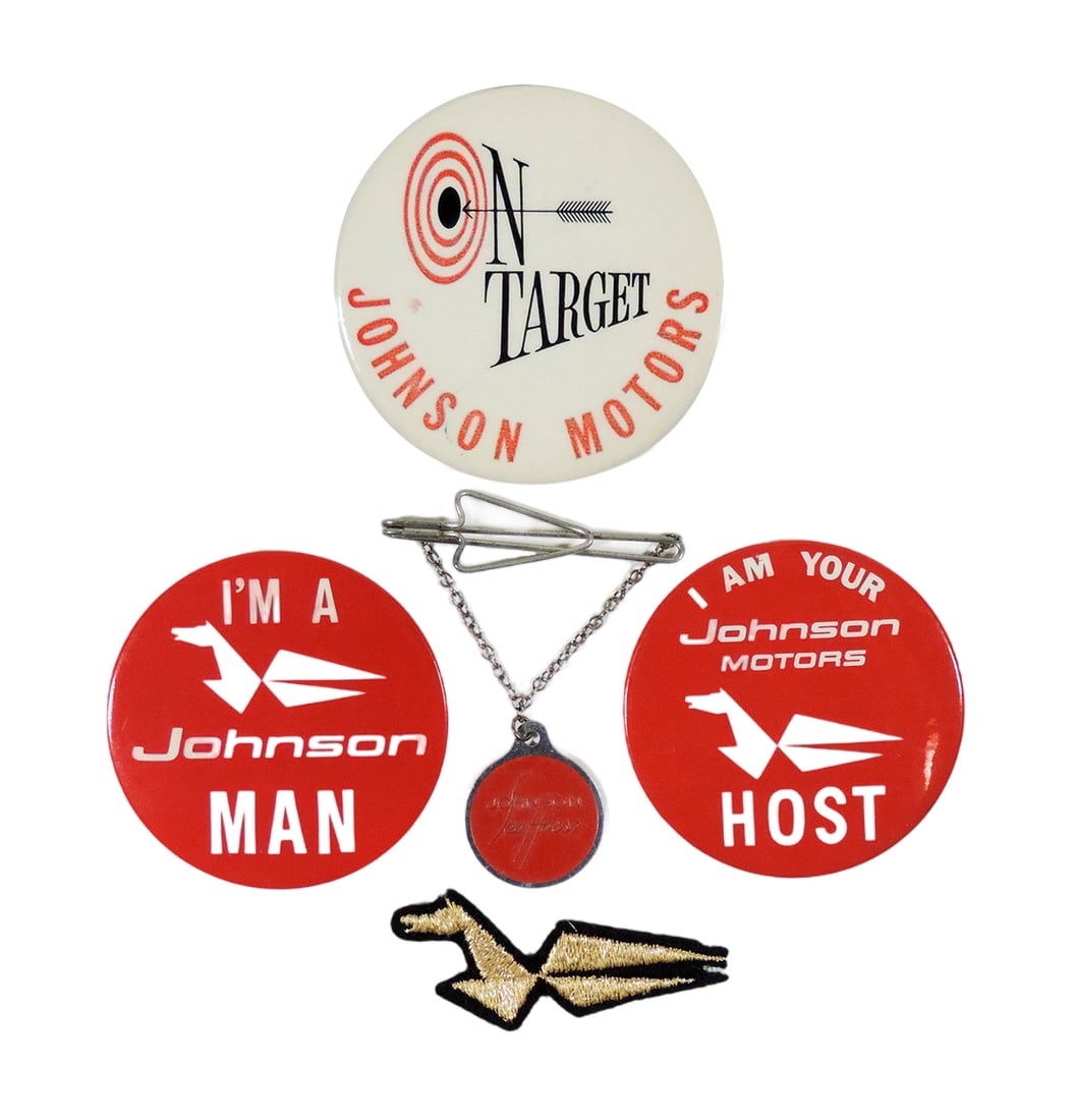 Boating, Johnson Motors pinbacks, tie clip & fabric patch (5), large Vintag (1 of 1)