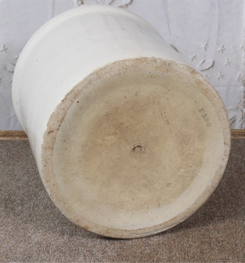 A Red Wing Union Stoneware 2 gal. Crock, Exc cond. 9.75"H.: A Red Wing Union Stoneware 2 gal. Crock, Exc cond. 9.75"H.