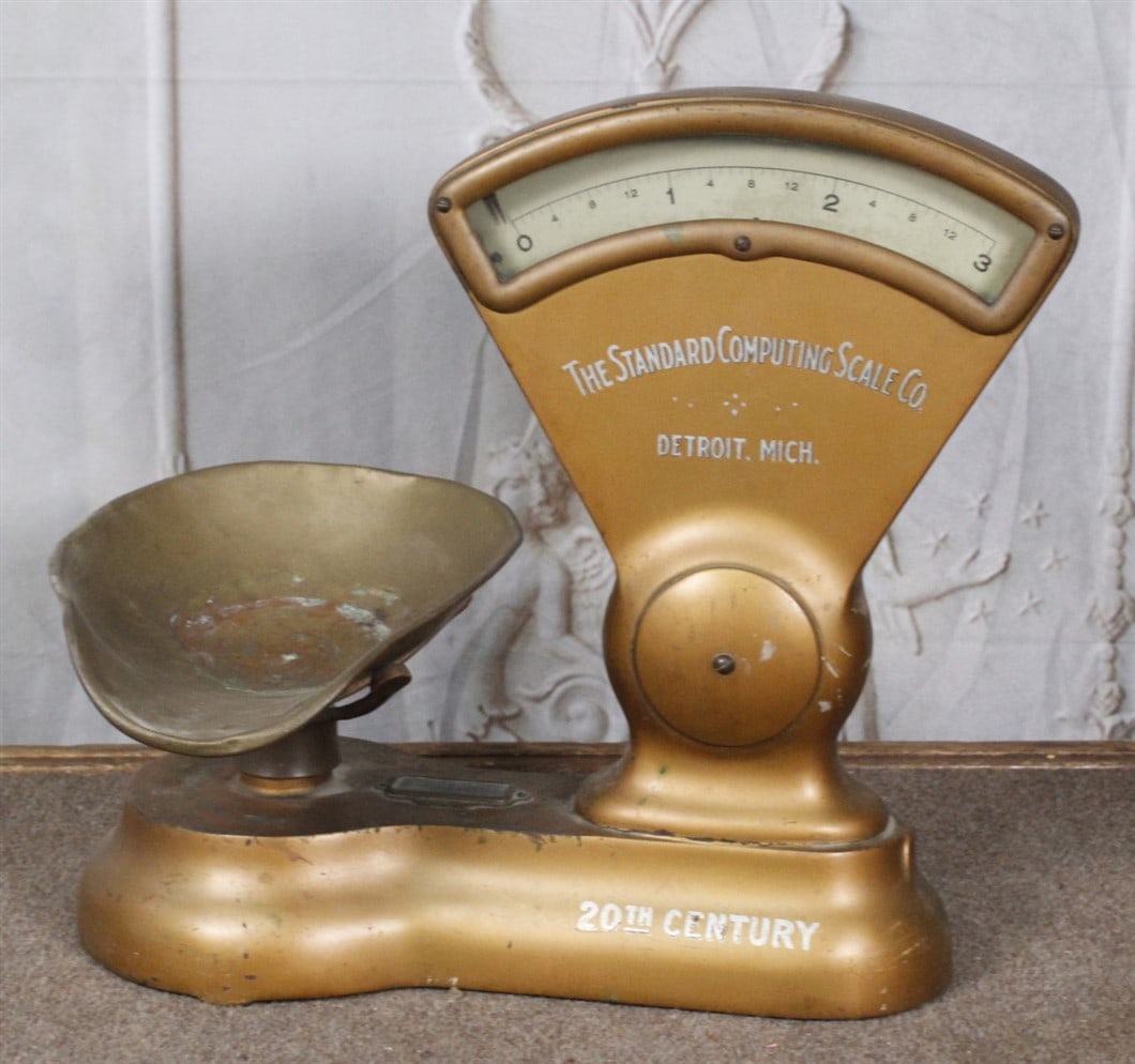 Country Store 20th Century Standard Computing Scale G+ working cond w/crack to glass, 15"H. Pick-up (1 of 2)